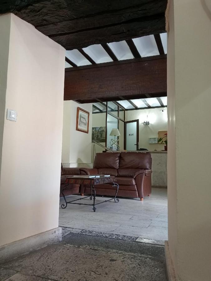Hotel Nuevo Arlanza كوفاروباياس المظهر الخارجي الصورة