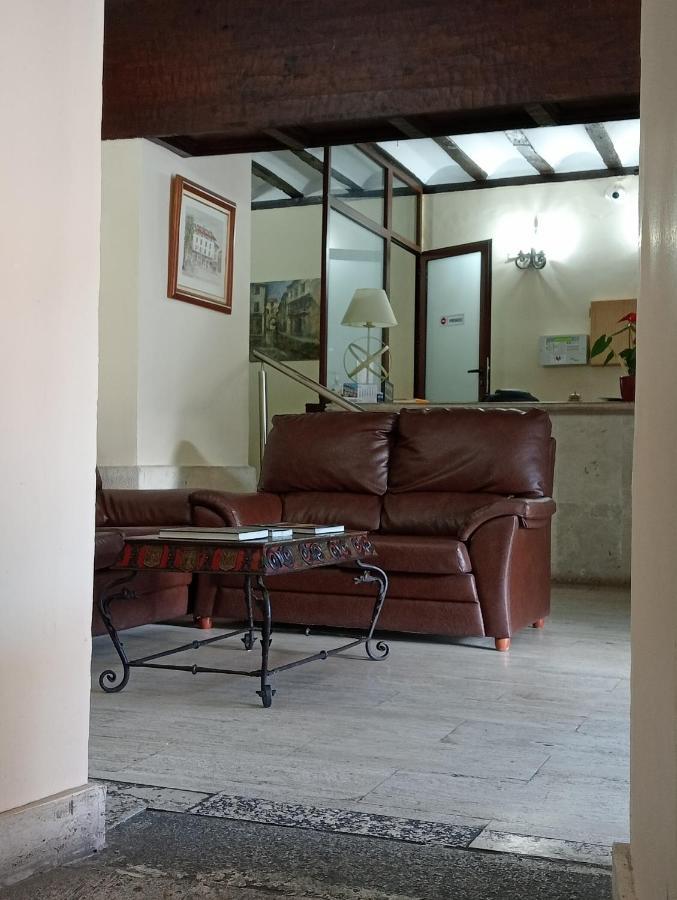 Hotel Nuevo Arlanza كوفاروباياس المظهر الخارجي الصورة