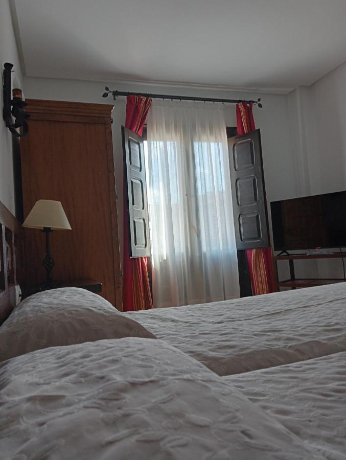Hotel Nuevo Arlanza كوفاروباياس المظهر الخارجي الصورة