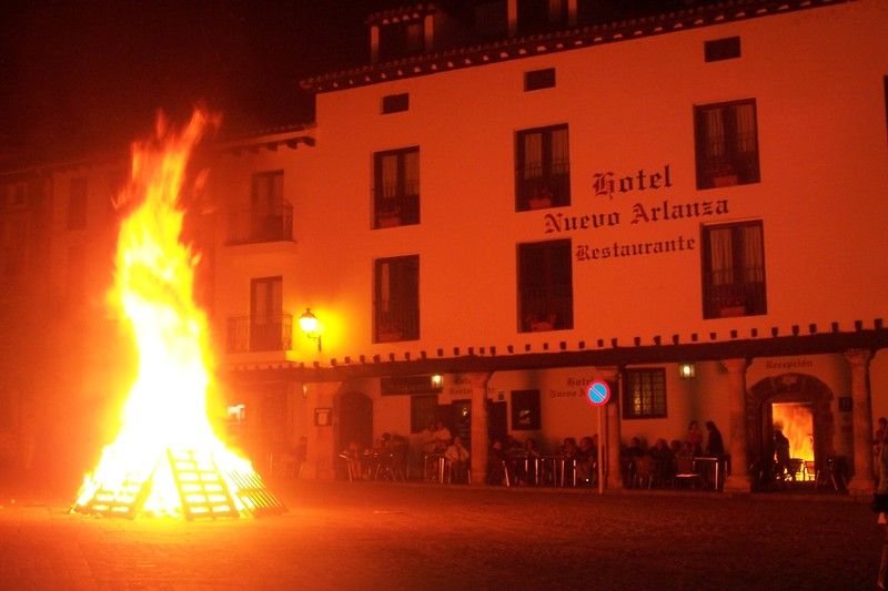 Hotel Nuevo Arlanza كوفاروباياس المظهر الخارجي الصورة