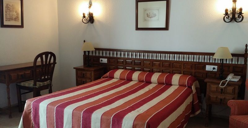 Hotel Nuevo Arlanza كوفاروباياس المظهر الخارجي الصورة